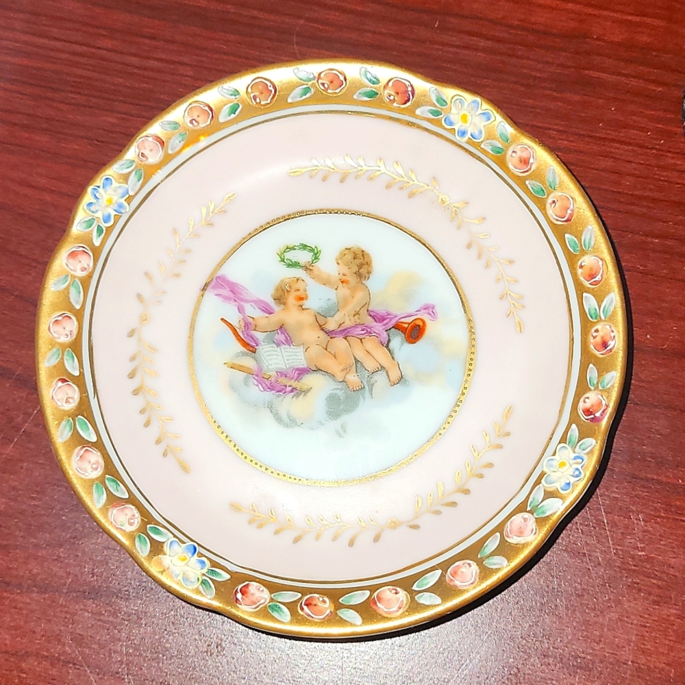 TRINKET SAUCER CHERUBS PINK